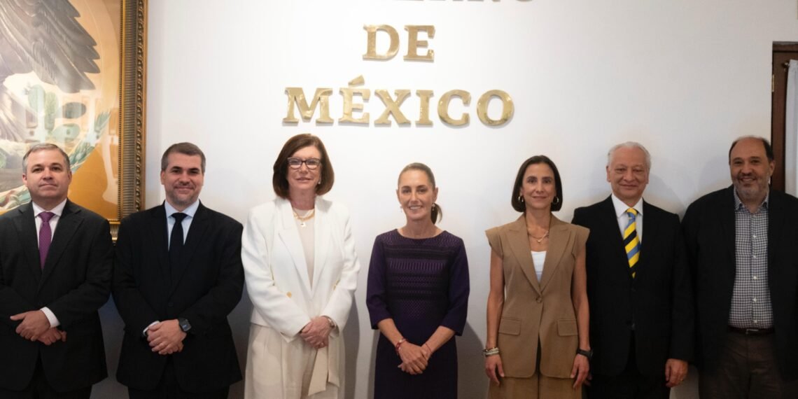 Petrobras entra en la agenda de Pemex: exploración, refinación y biodiésel