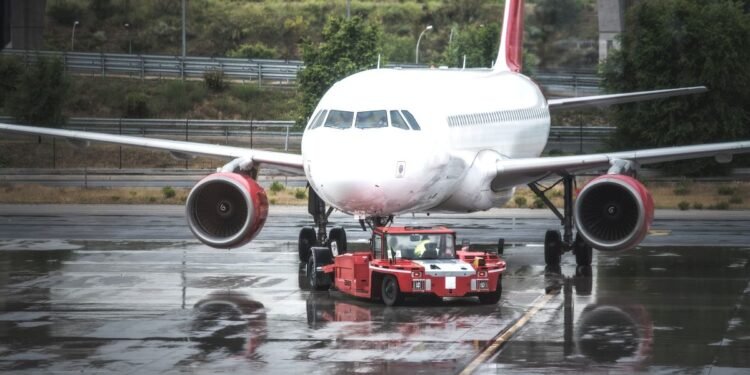 Viajeros en alerta: en Europa podrían cancelar vuelos por falta de combustible