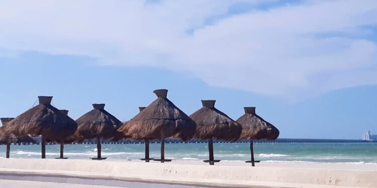 Playas yucatecas en condiciones óptimas para vacacionistas