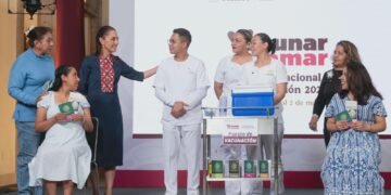 ¿Sabías que puedes proteger a tu bebé antes de nacer? Lanzan nueva vacuna