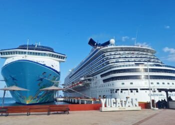 Progreso navega contra corriente: baja turismo de cruceros en 2026