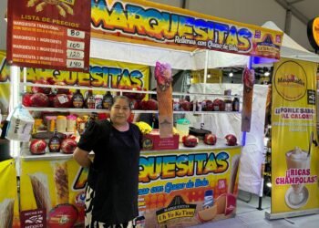 Queso de bola y filas interminables: así conquistan las marquesitas a la Ciudad de México