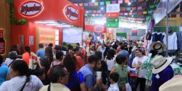Entre cochinita y guayaberas, Semana Yucatán en México rebasa los 30 millones en ventas