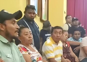 Artesanos de Chichén Itzá no ceden; casi 4 mil firmas respaldan su permanencia