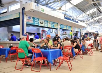 ¿Ir al mercado y ver el Mundial? Mérida apuesta por mezclar tradición y futbol