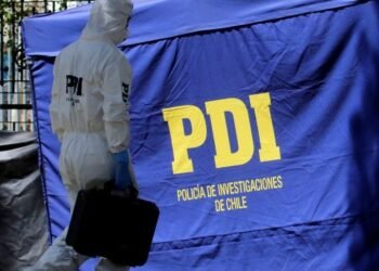 ¡Tragedia en Chile! Niña de 2 años pierde la vida tras caer del piso 11; esto investiga Fiscalía