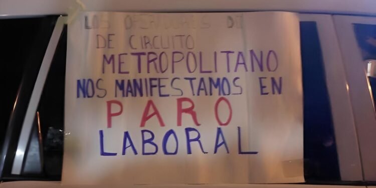 ¿Te dejó esperando el Va y Ven? Choferes paralizan el Circuito Metropolitano