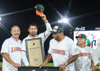 Leones inmortalizan a “Mr. Perfecto”; el número 6 ya es leyenda en Yucatán