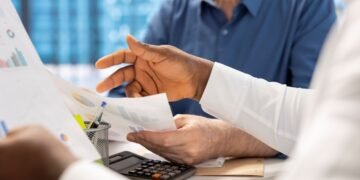 Tu ingreso extra en riesgo: empresas advierten menor reparto. Esta es la razón