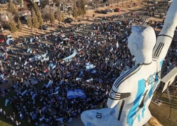 Messi ya tiene estatua monumental en Argentina y es la más alta del mundo