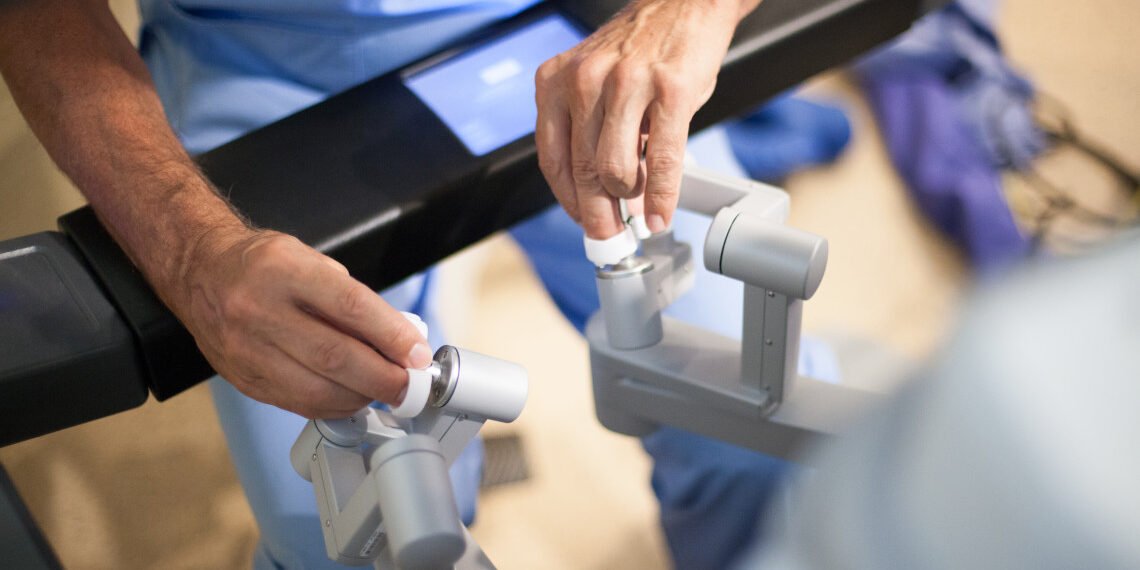 ¿Cirugía robótica? El Hospital O’Horán realizará la primera del sistema público
