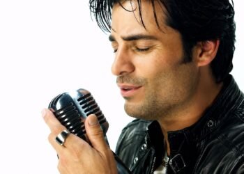 ¿Te quieres unir al reto viral de Chayanne por el Día del Padre? Esto es lo que debes hacer