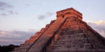 Ni Kukulkán escapa al aguacero: cierran sitios arqueológicos por seguridad