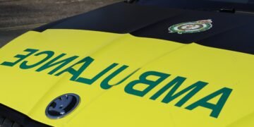 Choque de trenes en Inglaterra deja un muerto y 89 heridos; declaran incidente grave