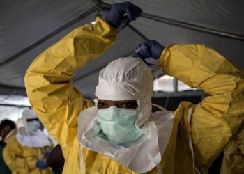 El ébola golpea más fuerte: contagios se multiplican y tienen en vilo a autoridades