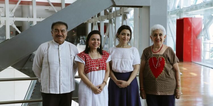 ¿Se está apagando una lengua milenaria? El maya yucateco sufre alarmante pérdida del 60% de sus hablantes