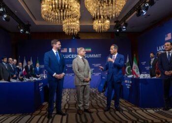 Catar encabeza cumbre clave entre EU e Irán; arranca negociación técnica en Suiza