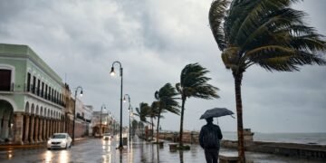 ¡Prepárate Yucatán! Vigilan posible formación ciclónica frente al Golfo mientras aumentan las lluvias