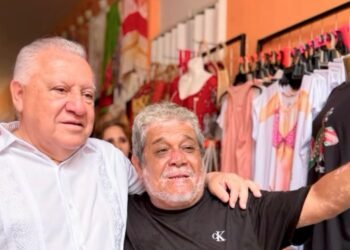 Rafael Marín desembarca en Cozumel: esto fue lo que escuchó de los locatarios