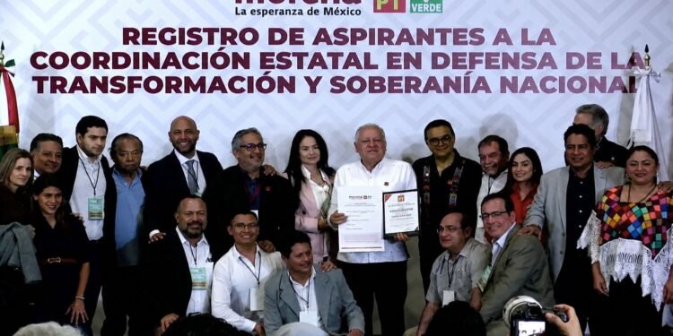 Morena suma un nuevo aspirante en Quintana Roo; Rafael Marín formaliza su registro