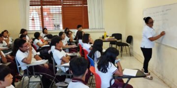 ¿Menos escuelas, más estabilidad? Segey reorganiza horarios de docentes