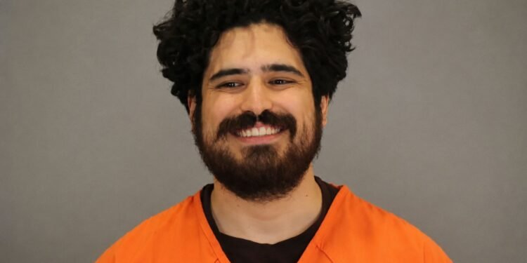 Mexicano es acusado de dirigir complot contra evento de UFC en la Casa Blanca
