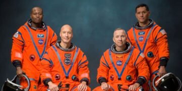 NASA revela a los cuatro astronautas de Artemis III, la misión de regreso a la Luna