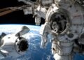Alarma en el espacio: fuga de aire obliga a astronautas a prepararse para posible evacuación de la Estación Espacial Internacional
