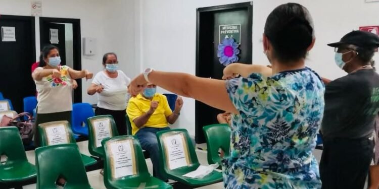 ¿Conoces los síntomas del Parkinson? El IMSS explica cuándo acudir al médico