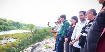 Residuos en el Río Santa Catarina en Nuevo León reabren polémica ambiental