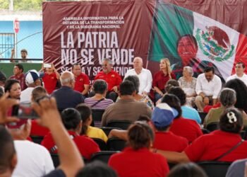 Rafa Marín apuesta por la organización territorial en encuentro en Cancún