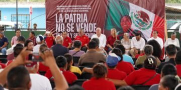 Rafa Marín apuesta por la organización territorial en encuentro en Cancún