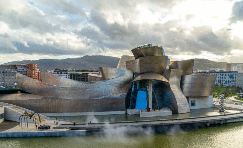 ¿El nuevo ícono del mundo? Guggenheim Bilbao busca convertirse en una de las 7 Maravillas Contemporáneas
