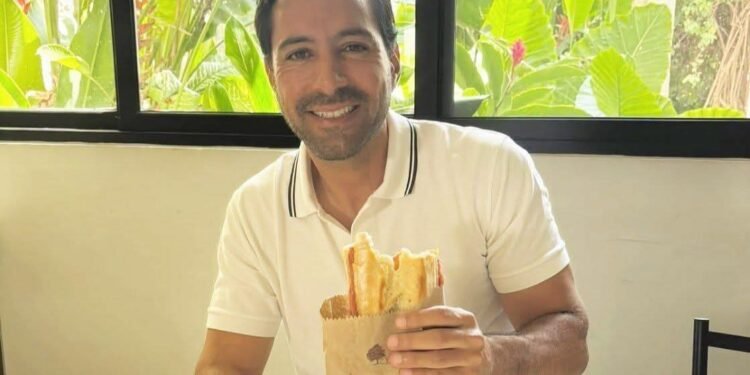 Con sabor a Yucatán, Mauricio Vila anuncia que ya está de vuelta