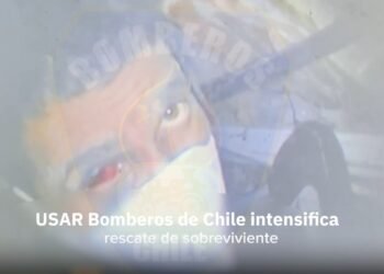 Entre concreto y polvo: las imágenes del rescate de Hernán conmueven al mundo
