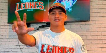 ¡Del salón de clases al diamante! Estudiante de la UADY firma con los Leones de Yucatán