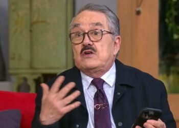 ¿Problemas legales para Pedro Sola? Presentan denuncia ante la FGR por polémicos comentarios sobre perros