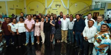 Rafael Marín dialoga con ingenieros sobre desarrollo y soberanía nacional