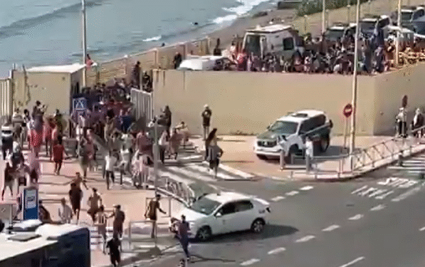 Así se ve el éxodo marroquí que tiene en alerta a España