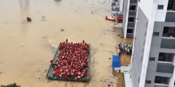 Esta fue la solución en China para rescatar a miles de estudiantes