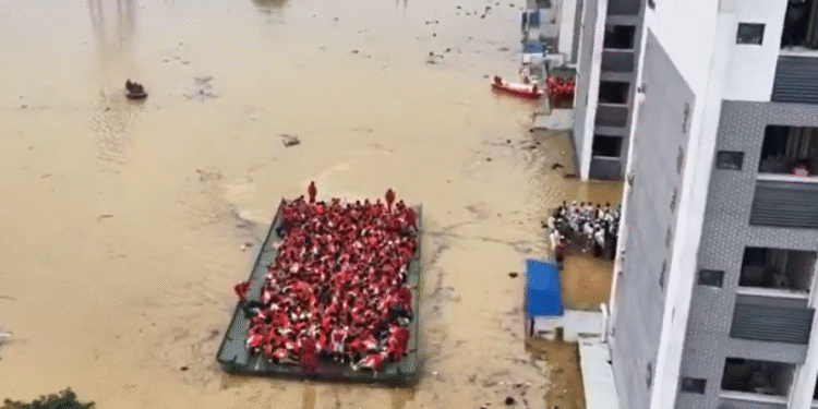Esta fue la solución en China para rescatar a miles de estudiantes