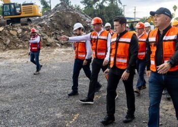 Samuel García renueva mandos en Tesorería en medio de cuestionamientos por el impuesto verde