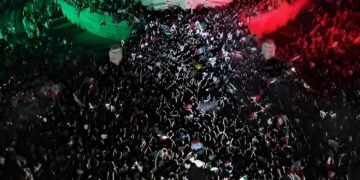 Miles de yucatecos toman las calles tras el histórico triunfo de México