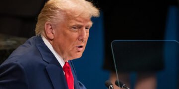 Criptomonedas disparan la fortuna de Trump; él rechaza conflicto de interés
