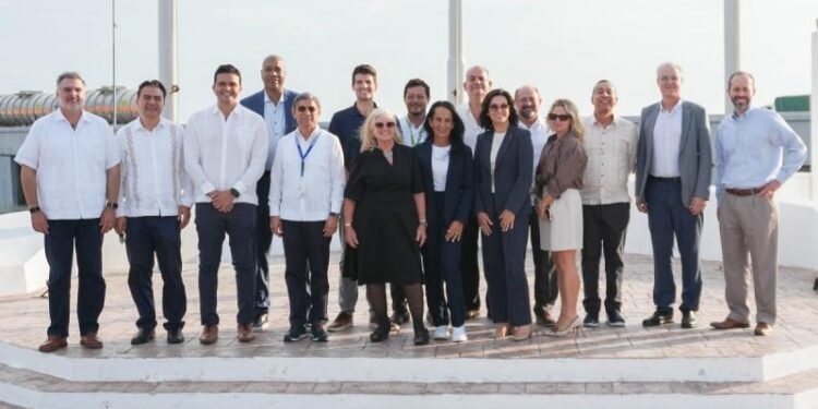 Navieras internacionales apuestan por Yucatán; buscan más inversión y nuevos cruceros