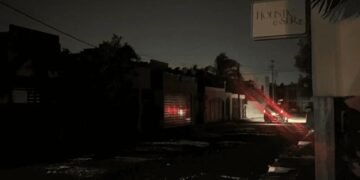 ¿A qué hora regresa la luz? Falla de CFE deja a oscuras zonas de Yucatán