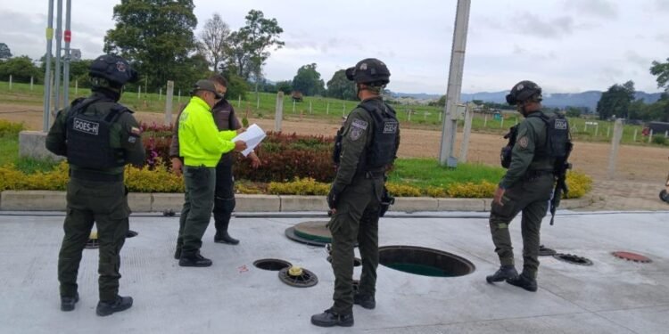 Alerta en Colombia: bandas convierten ductos de Ecopetrol en negocio criminal