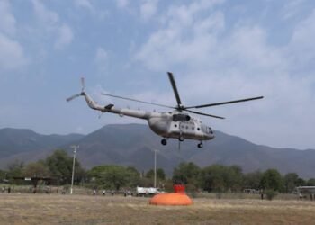 ¡Tensión en el aire! Helicóptero de la Semar cae de forma controlada