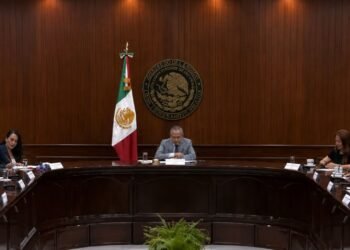 Duró poco el regreso: Congreso da luz verde a nueva licencia de Rocha Moya; alistan relevo interino en Sinaloa