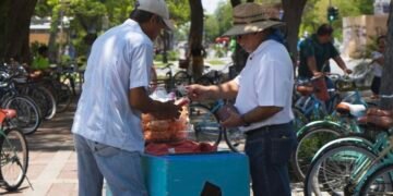 Empleo sin ingreso suficiente: persiste la pobreza laboral en el estado